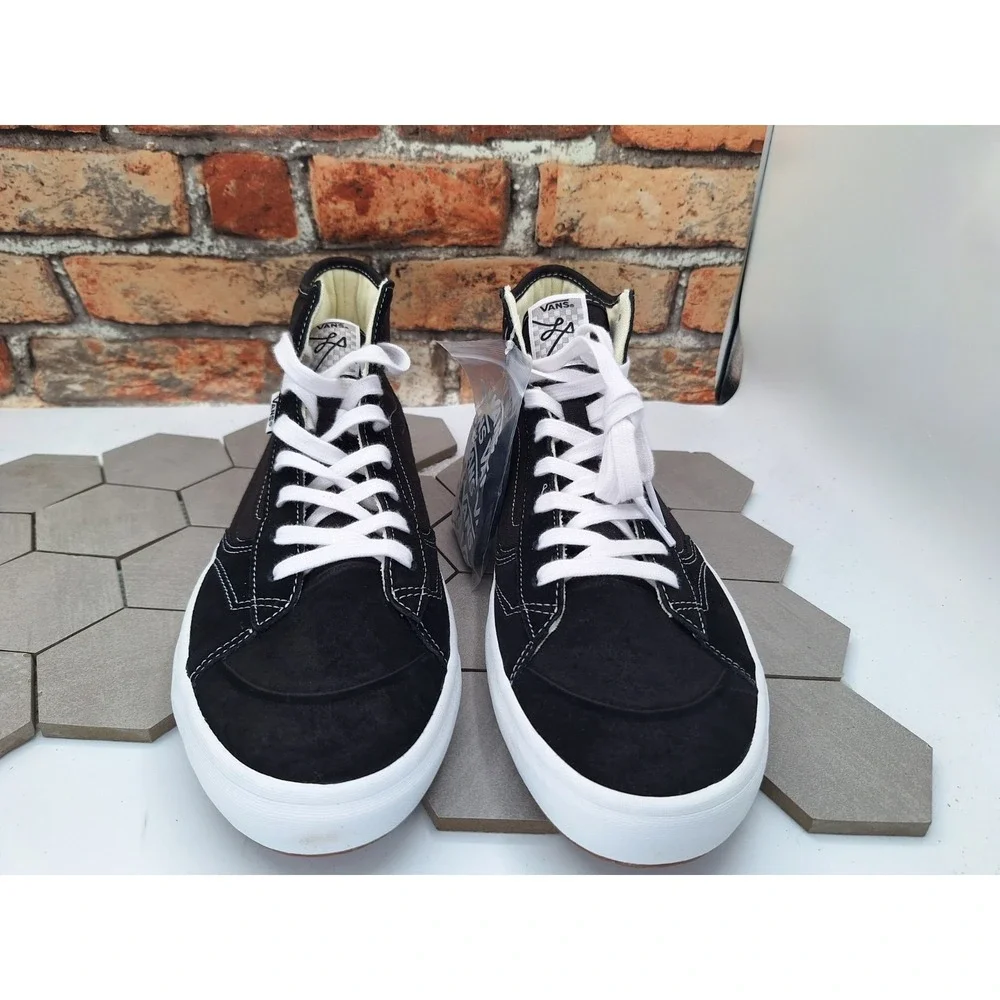 Mens VANS Size 11.5 Lizzie Armanto Black White Rare VN0A4BX1Y28 2021 New Orginal